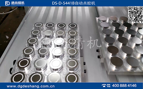 報警器風(fēng)鳴片自動點(diǎn)膠機(jī)